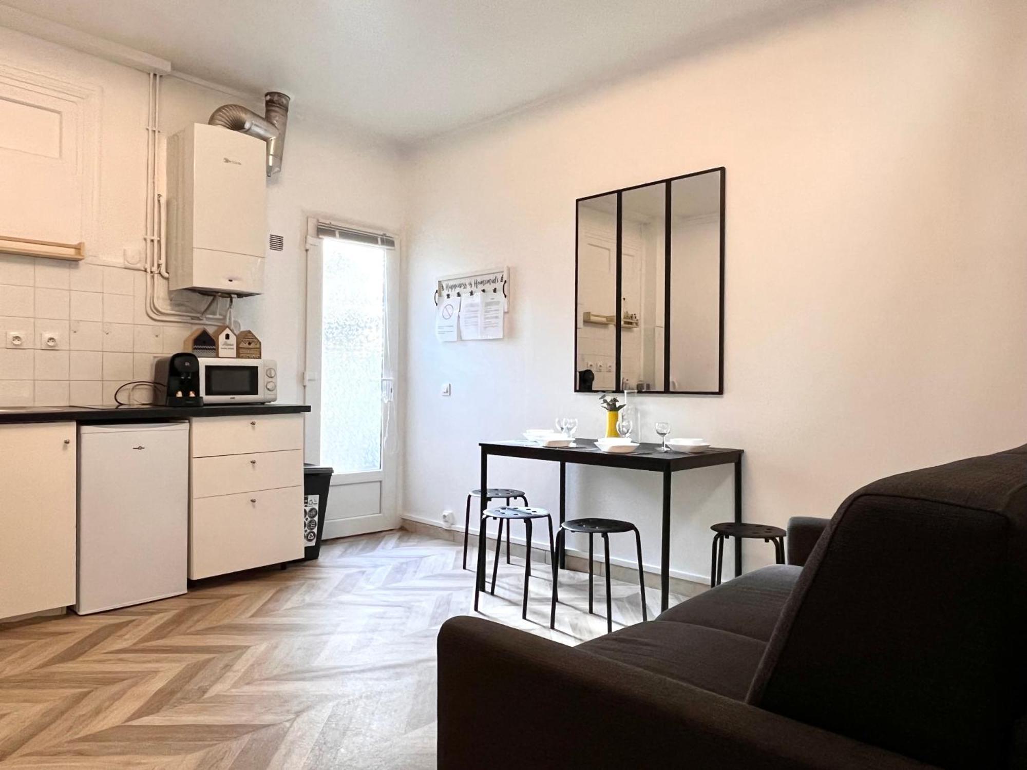 #2 Charmante Maison A 4 Min Metro 9 Bagnolet Kültér fotó